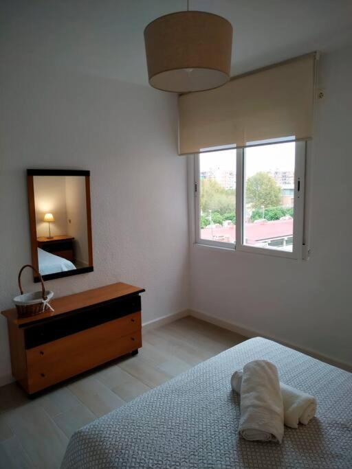 Apartamento Medina Cerca De La Ribera Cordova Esterno foto
